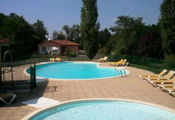 La piscine du camping de la Bageasse à Brioude