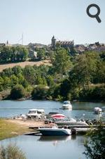 le château de Salles Curan et le Lac de Parelou