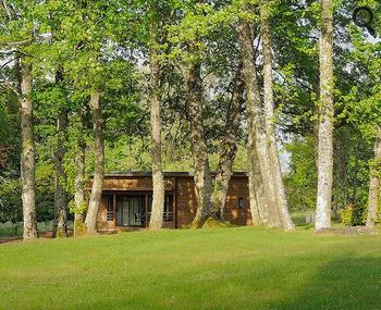 Cottages au lac de Naussac