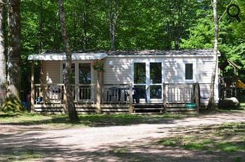 Les mobile home du camping de l'étang du Merle