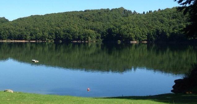 Lac de Saint Etienne Cantales