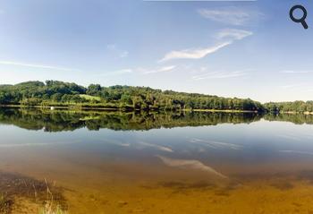 Pêche des carnassiers au lac de barrage Saint Etienne Cantalès, au Sud du Cantal