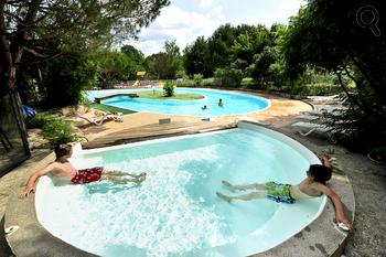 piscines et jacuzzi au village du Port